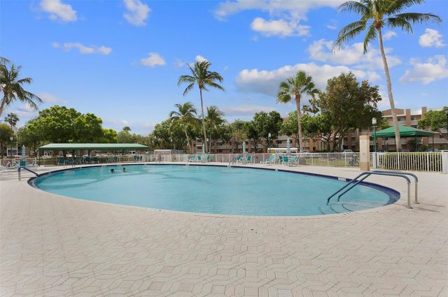 9551 Weldon Circle 404, Fort Lauderdale, FL 33321