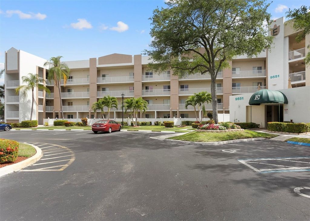 9551 Weldon Circle 404, Fort Lauderdale, FL 33321