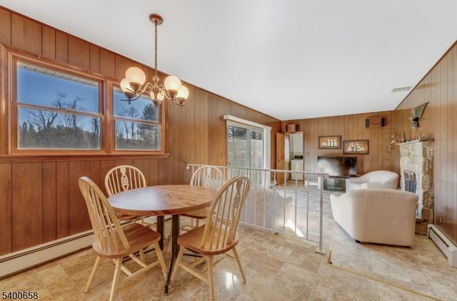 18 Wells Rd, Raritan Twp., NJ 08822