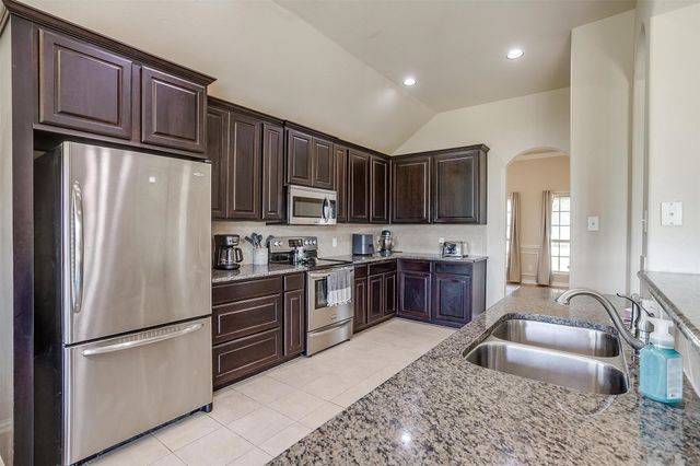 9440 Mattie Lane, Waxahachie, TX 75167
