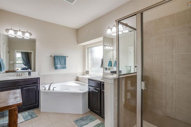 9440 Mattie Lane, Waxahachie, TX 75167