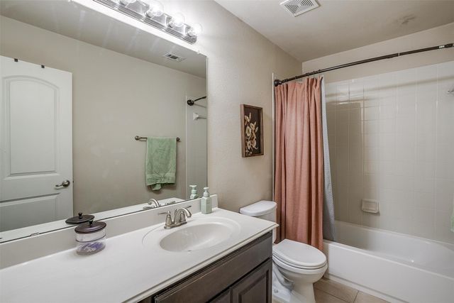 9440 Mattie Lane, Waxahachie, TX 75167
