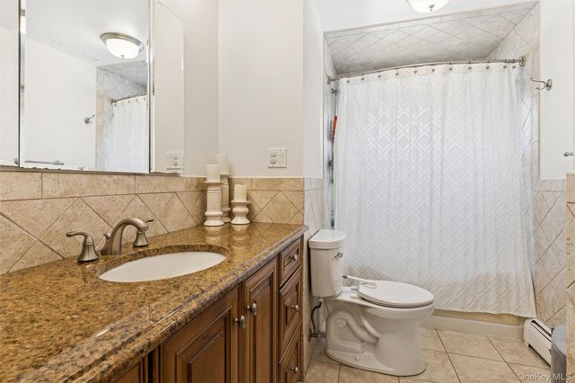 1827 Glenn Lane, Merrick, NY 11566