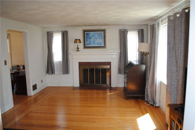 110 Kiwanee Road, Warwick, RI 02888