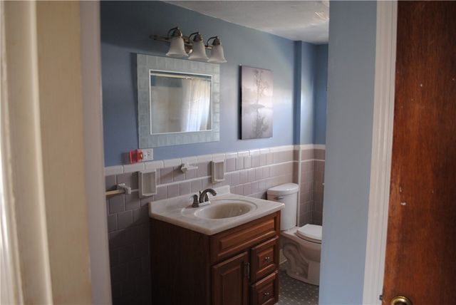 110 Kiwanee Road, Warwick, RI 02888