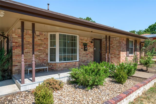 1423 W Shields Drive, Sherman, TX 75092