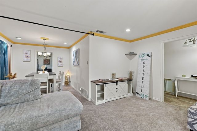 1423 W Shields Drive, Sherman, TX 75092
