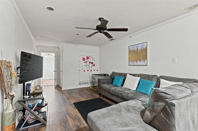 1423 W Shields Drive, Sherman, TX 75092