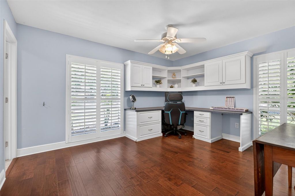 Image 20 of property listing at 1026 CRYSTAL LAKE ROAD, Lutz, FL 33548