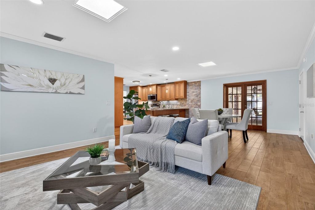 Image 24 of property listing at 1026 CRYSTAL LAKE ROAD, Lutz, FL 33548