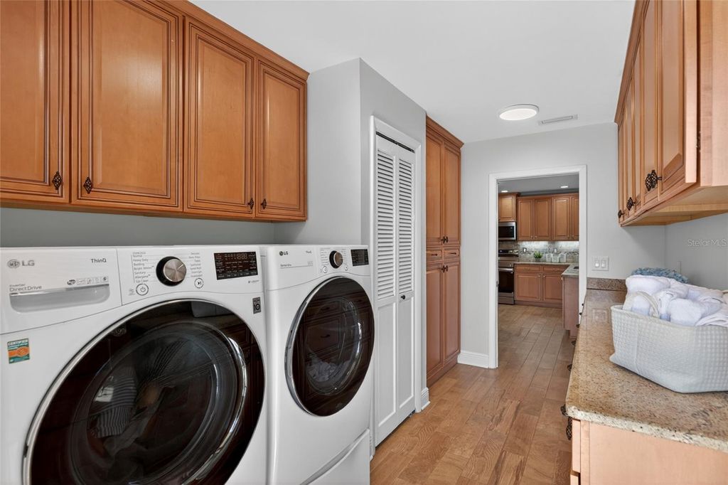 Image 30 of property listing at 1026 CRYSTAL LAKE ROAD, Lutz, FL 33548