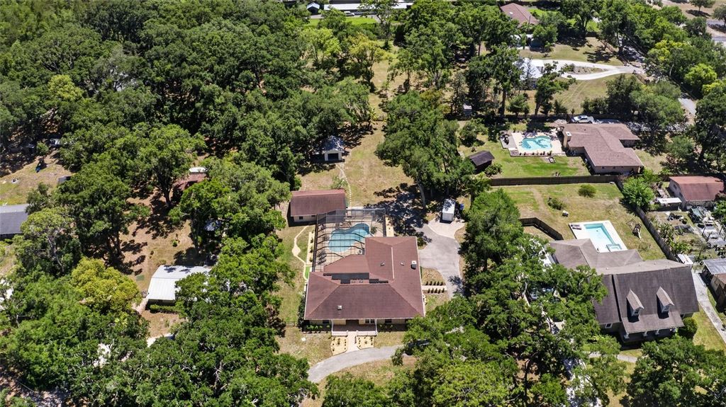 Image 82 of property listing at 1026 CRYSTAL LAKE ROAD, Lutz, FL 33548