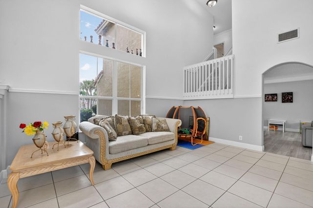 5278 Indianwood Village Lane, Lake Worth, FL 33463