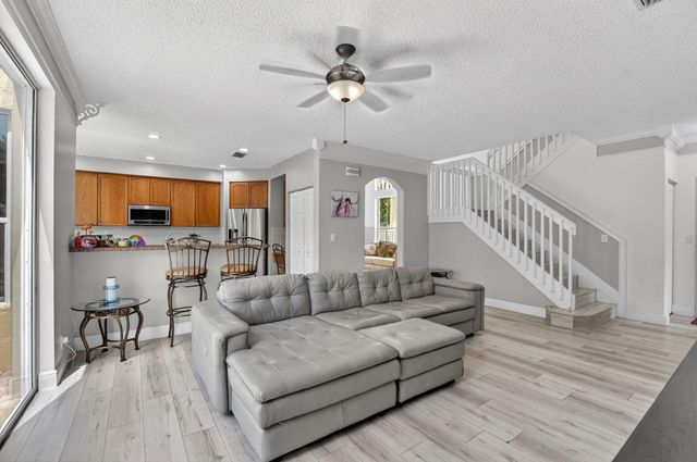 5278 Indianwood Village Lane, Lake Worth, FL 33463