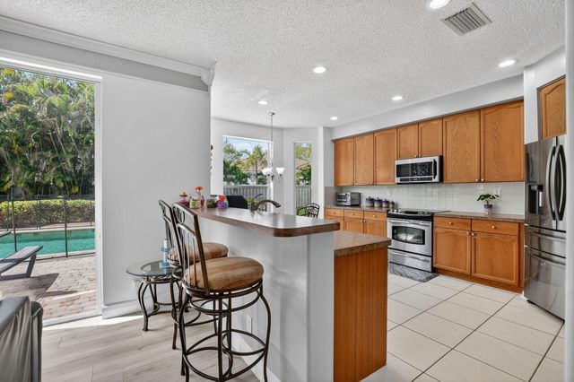 5278 Indianwood Village Lane, Lake Worth, FL 33463