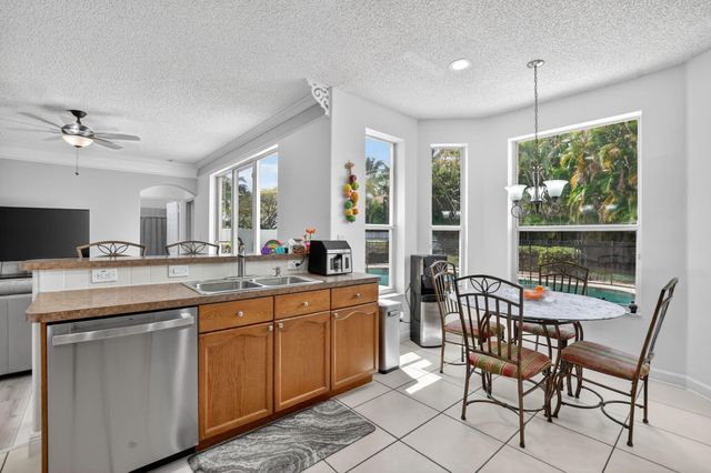 5278 Indianwood Village Lane, Lake Worth, FL 33463