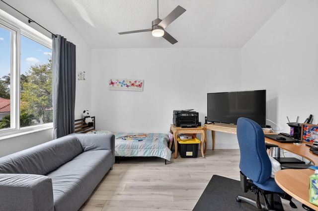 5278 Indianwood Village Lane, Lake Worth, FL 33463