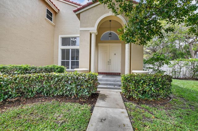 5278 Indianwood Village Lane, Lake Worth, FL 33463