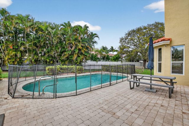 5278 Indianwood Village Lane, Lake Worth, FL 33463