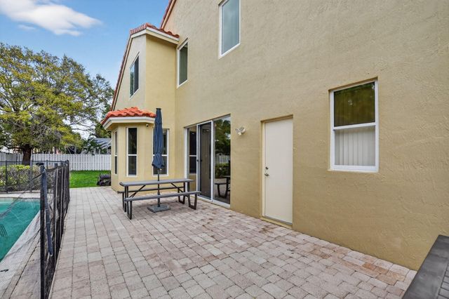 5278 Indianwood Village Lane, Lake Worth, FL 33463