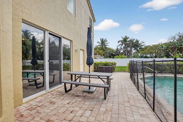 5278 Indianwood Village Lane, Lake Worth, FL 33463