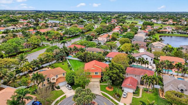 5278 Indianwood Village Lane, Lake Worth, FL 33463