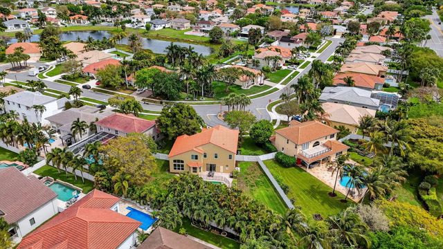 5278 Indianwood Village Lane, Lake Worth, FL 33463
