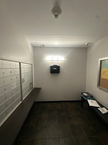 9725 S Karlov Avenue 401, Oak Lawn, IL 60453