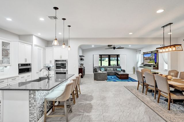 11405 Solstice Circle, Parkland, FL 33076
