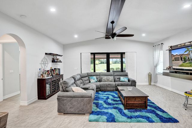 11405 Solstice Circle, Parkland, FL 33076