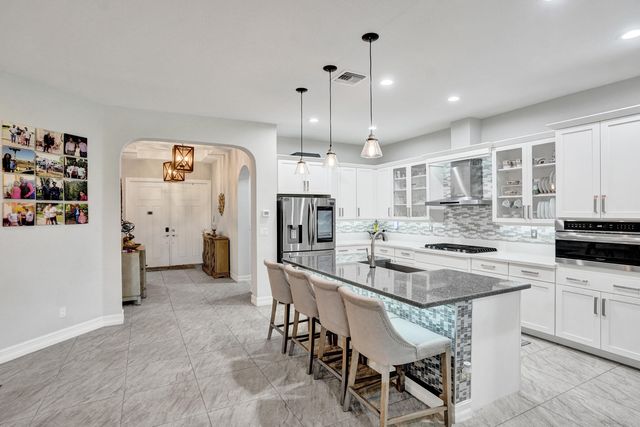 11405 Solstice Circle, Parkland, FL 33076