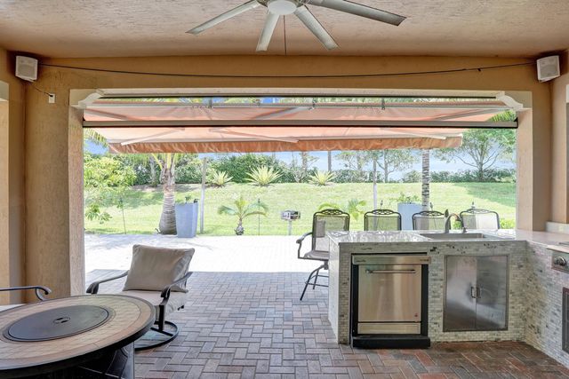11405 Solstice Circle, Parkland, FL 33076