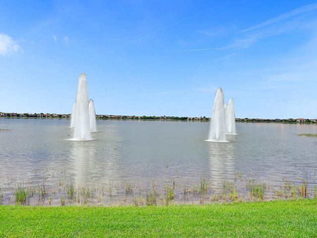 11405 Solstice Circle, Parkland, FL 33076