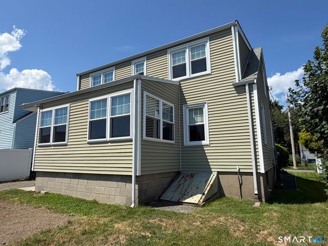 25 Federal Street, Stratford, CT 06614