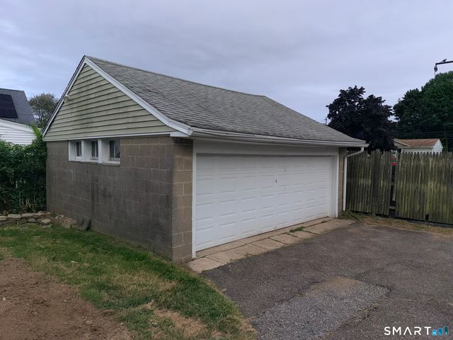 25 Federal Street, Stratford, CT 06614