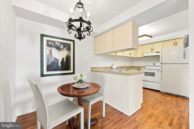 2125 BRYN MAWR PL, Ardmore, PA 19003