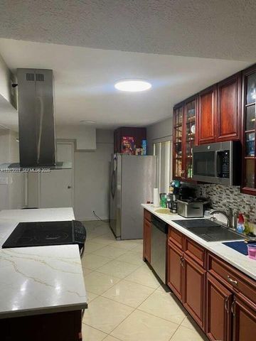 1815 NW 56th Ter 15, Lauderhill, FL 33313