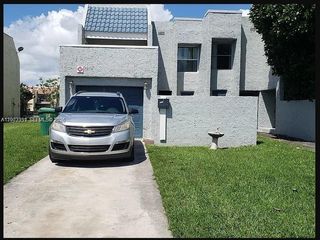 1815 NW 56th Ter 15, Lauderhill, FL 33313