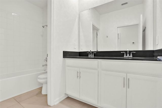 8114 SAYINGS DRIVE, Winter Garden, FL 34787