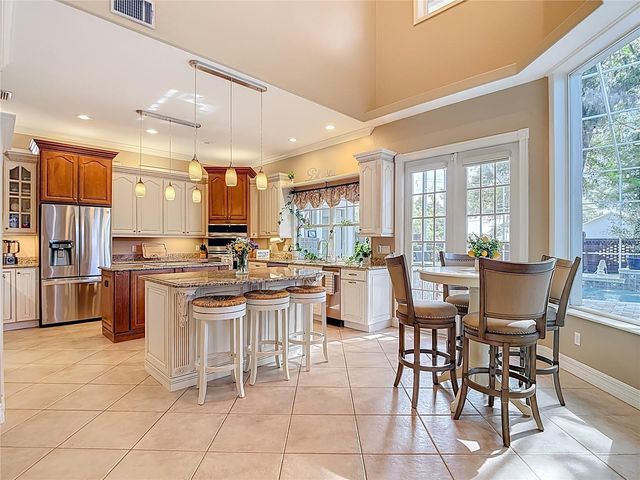 2425 VALRICO FOREST DRIVE, Valrico, FL 33594