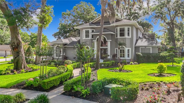 2425 VALRICO FOREST DRIVE, Valrico, FL 33594