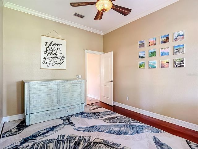 2425 VALRICO FOREST DRIVE, Valrico, FL 33594