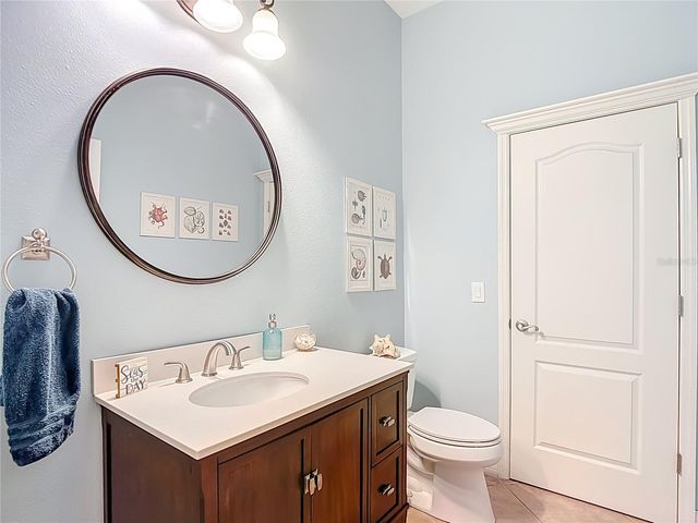 2425 VALRICO FOREST DRIVE, Valrico, FL 33594