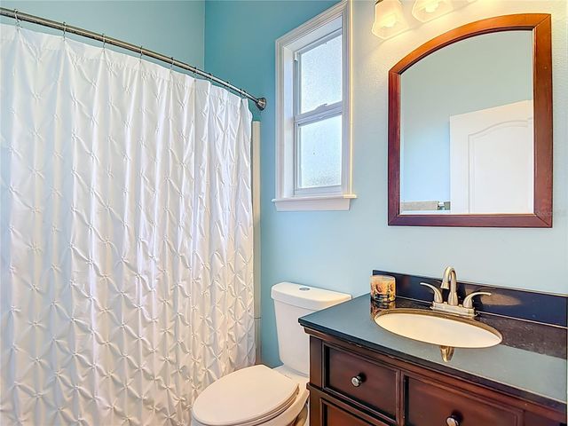 2425 VALRICO FOREST DRIVE, Valrico, FL 33594