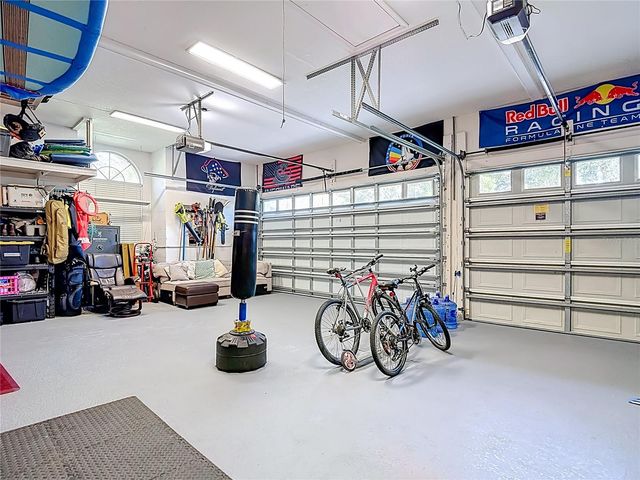 2425 VALRICO FOREST DRIVE, Valrico, FL 33594