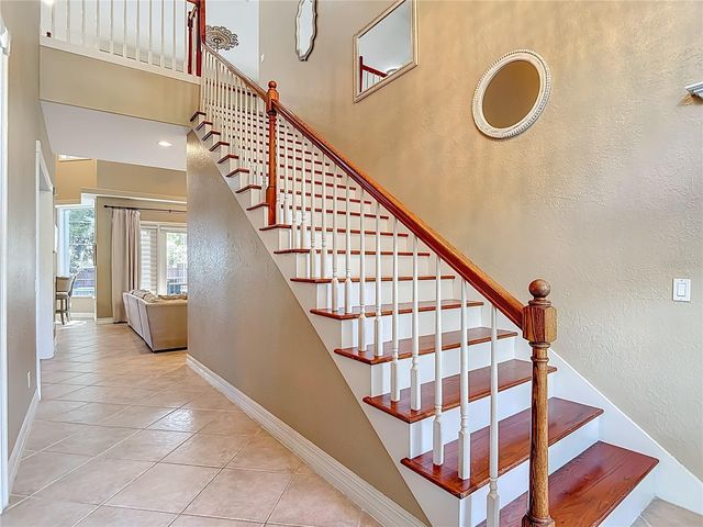 2425 VALRICO FOREST DRIVE, Valrico, FL 33594