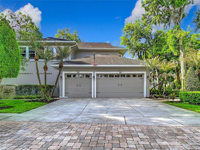 2425 VALRICO FOREST DRIVE, Valrico, FL 33594