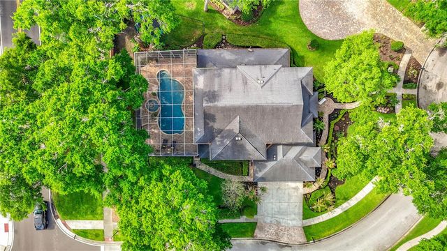2425 VALRICO FOREST DRIVE, Valrico, FL 33594