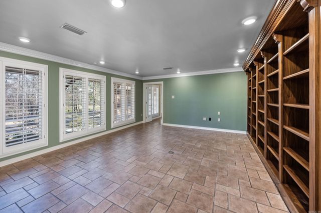 332 Bear Trail, Conway, AR 72034