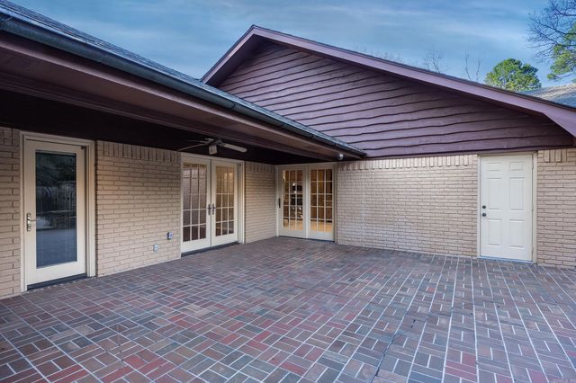 332 Bear Trail, Conway, AR 72034